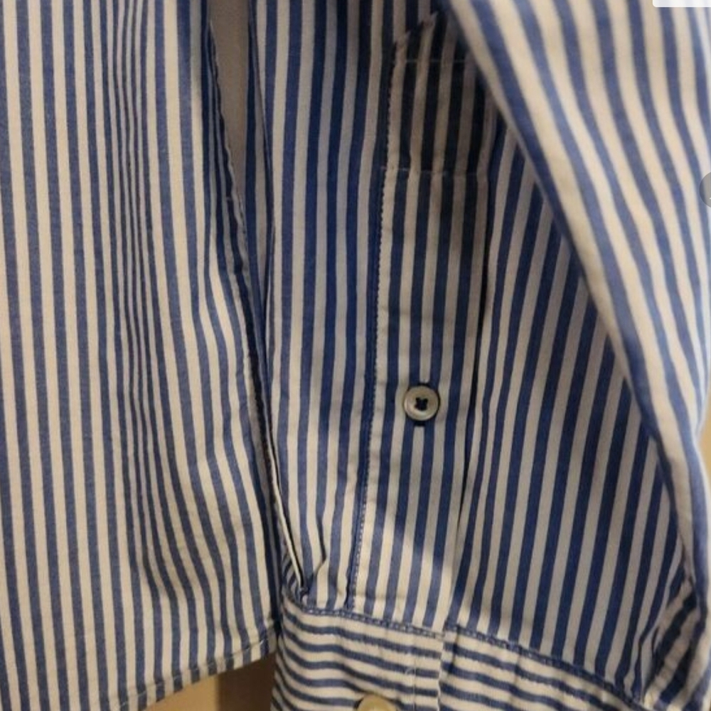 M46 American Eagle Outfitter Athletic Fit Blue and White Striped Button-up Shirt - Picture 4 of 8
